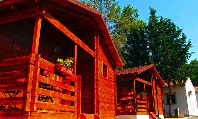 Benameji Alquiler De RV | Bungalows Rafting Benamejí