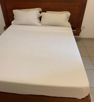 Yaounde Apartamento | Bunker hôtel plus