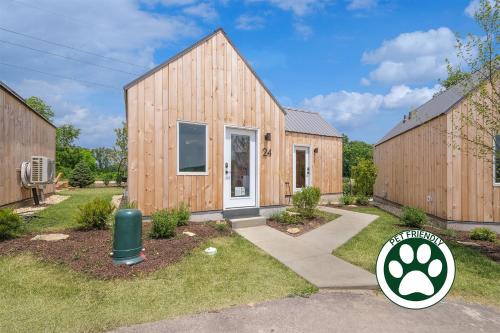 Ottawa Casa | Bunkies-Basecamp