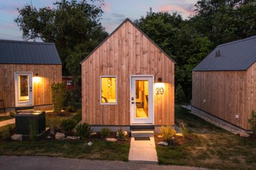 Ottawa Casa | Bunkies-Old Salt