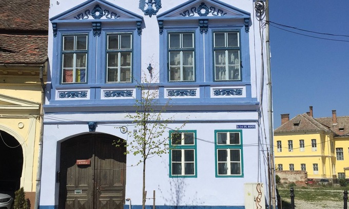 Sibiu Old Town Apartamento | Buon Studio Sibiu, near train station and Small Square Old Town