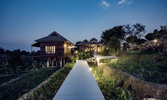 Mueang Na Hotel | Buraphat Resort