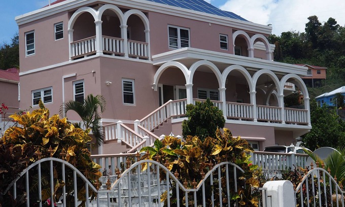 Pembroke Casa | Burcasa bnb Guesthouse