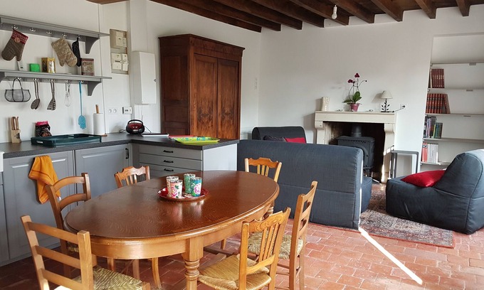 Vassy Casa | Casa con encanto borgoña - campo, turismo, jardín y sauna