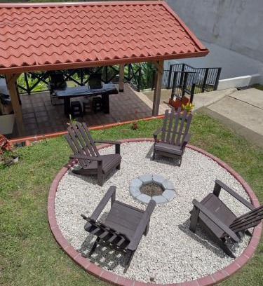 San Isidro Casa | Burios House