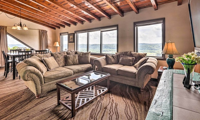 Burkesville Apartamento | ¡NUEVO! Apartamento Burkesville con vistas y acceso a la piscina