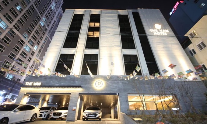 Sasang Hotel | Busan Sasang Hotel The Van