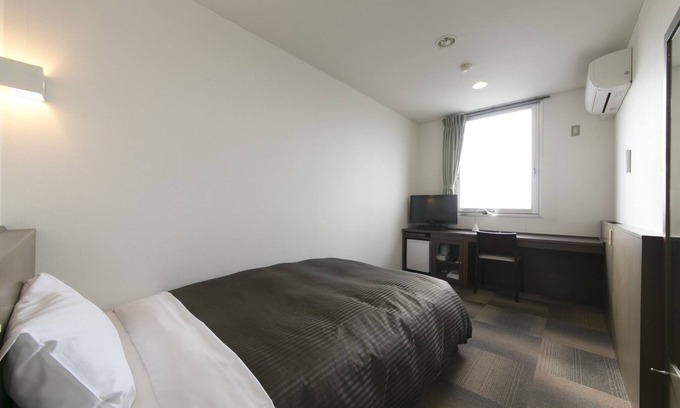 Toyohashi Hotel | Business Single Smoking Free Parking BasicSim / Toyohashi Aichi