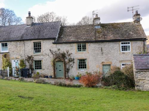 Castleton Casa | Buttercup Cottage