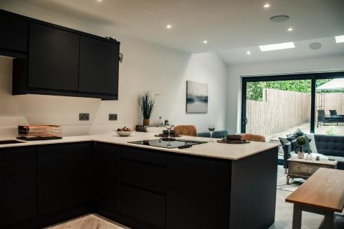 Leeds Apartamento | Bv Luxury 3 Bedroom Townhouse At Bed Cliff Oaks