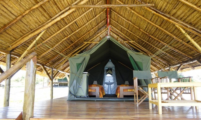 Pakwach Cabina | Bwana Tembo Safari Lodge