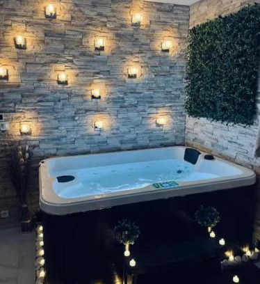 Bondy Apartamento | BY NEPTUNE - Appartement Rustique JACUZZI