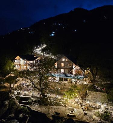 Banjar Casa | By The Brook