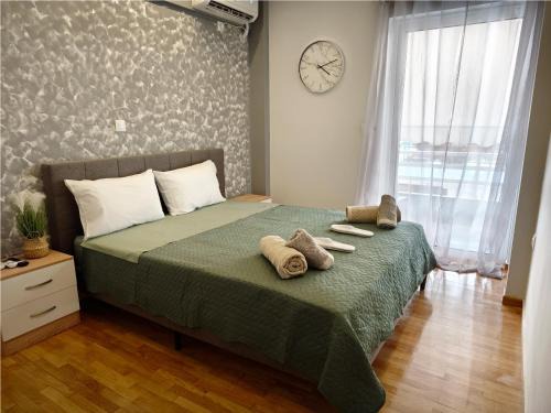 Vyronas Apartamento | Byron's Corner Chic Athenian Hideaway