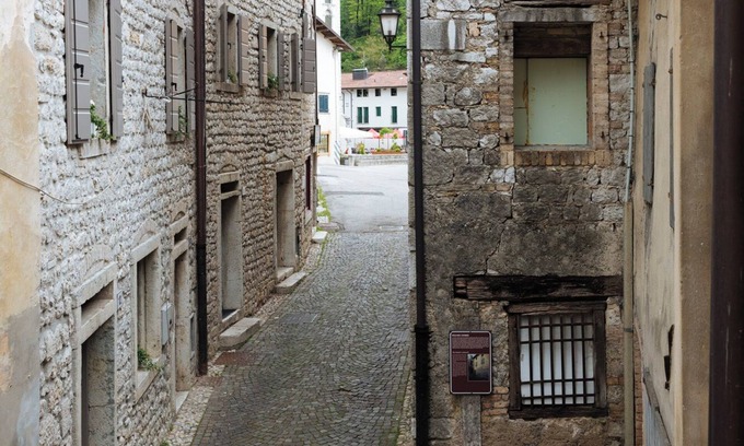 Polcenigo Apartamento | Cà BIANCA Residence - REFOSCO Apartment - Historical Center POLCENIGO
