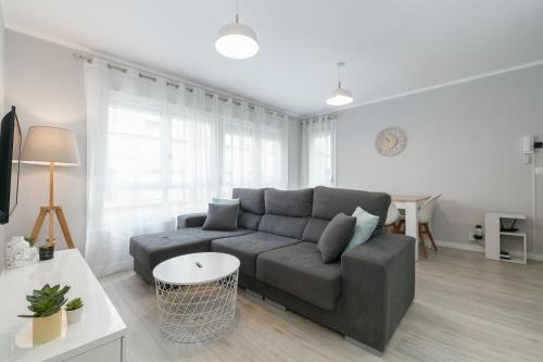 Maria Auxiliadora Apartamento | Cálido en el corazón de Vigo by CABANA Rentals