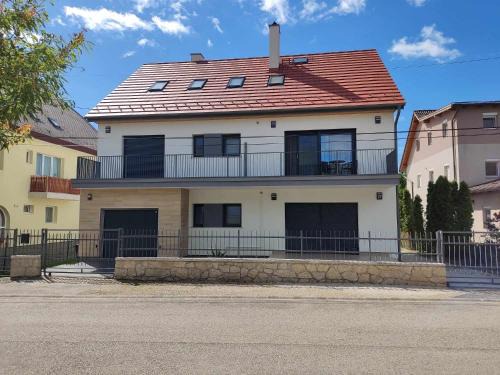 Balatonfured Apartamento | Cédrus Apartman
