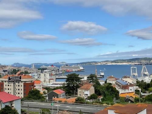 Teis Apartamento | Céntrico, con vistas, ascensor y garaje