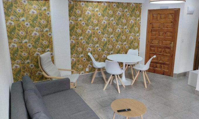Abena Apartamento | Céntrico y equipado apartamento