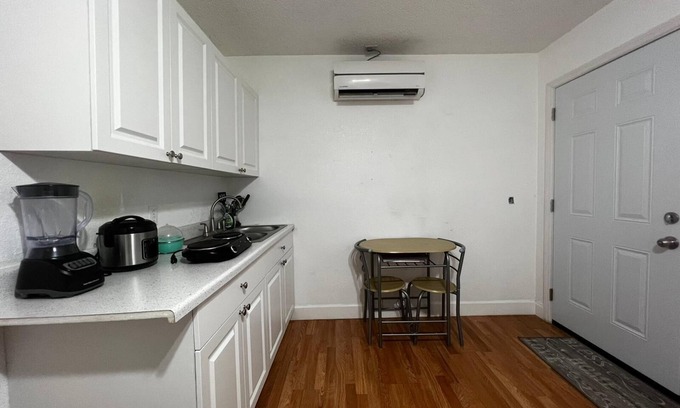 Pine Castle Apartamento | Cómodo ApartaStudio con entrada independiente al mejor precio y ubicación