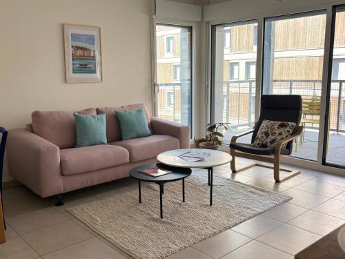 Parilly Apartamento | Côté Parc - appt entier neuf et cosy, parking & au pied du métro à Lyon