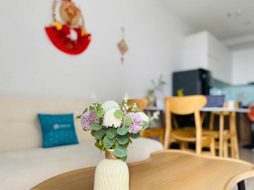 Di An Apartamento | Căn hộ 2 phòng ngủ Bcons Garden view Landmark 81