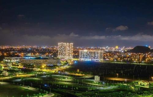 Ngu Hanh Son Apartamento | Căn penhouse 3 ngủ view biển FPT plaza 2