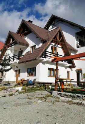 Ranca Casa | Căsuța bunicii