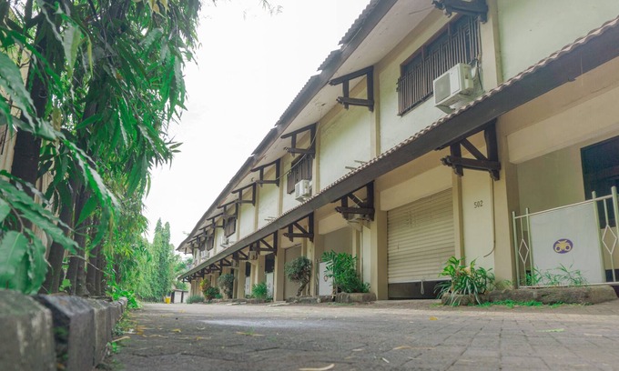 Kayu Putih Hotel | C'One Hotel Pulomas Powered by Archipelago