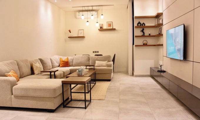 Riyadh Apartamento | C003 - Elegant and Quiet Apartment in Al Malqa