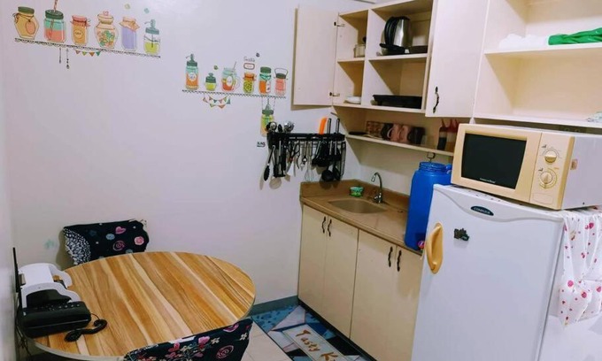 Moonwalk Apartamento | (C2) Near Airport and King Size Bed Condominium