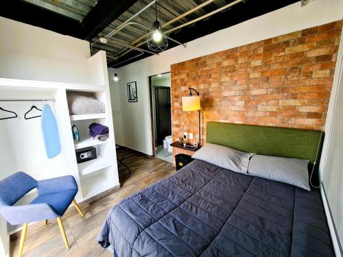 Ciudad López Mateos Apartamento | C46 STUDIOS at ITESM CEM Families Tourists & Travelers Choice Foreign Students Companies Executives WELCOME! 10min Izcalli-15min Esmeralda-20min Sátelite-25min AIFA