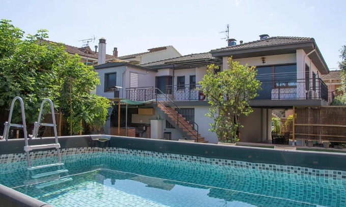 Sant Jaume de Llierca Casa | Ca La Rosita