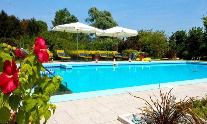 Olmo di Mira Casa | CA' LEONE - Regina Vittoria - Apartment with Pool