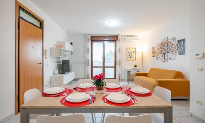 Granarola Apartamento | Ca' Mastro Bright Flat with parking