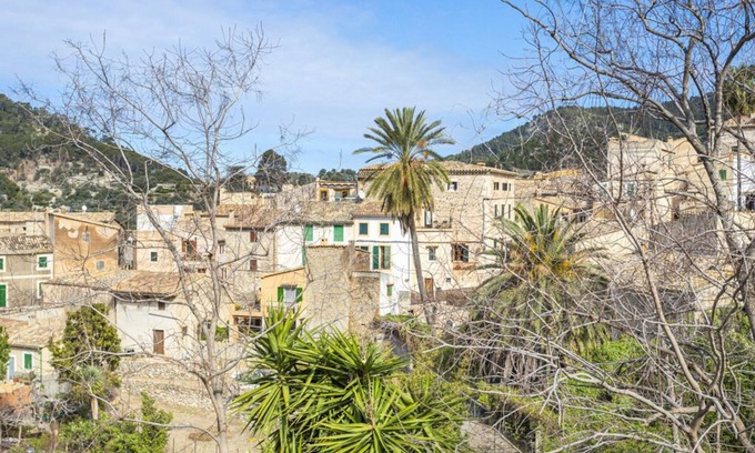 Estellencs Casa | Acogedora casa de pueblo con chimenea en Estellencs.