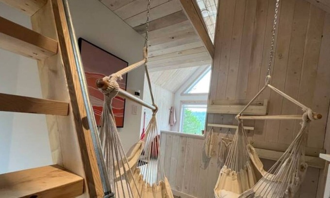 Sainte-Marguerite-du-Lac-Masson Cabina | Vrbo Property