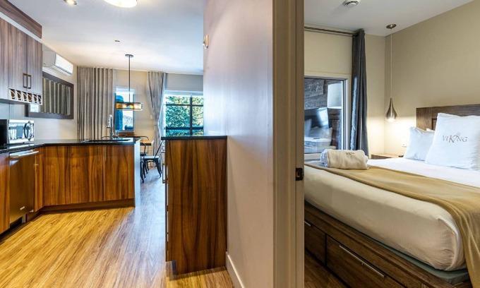 Sainte-Marguerite-du-Lac-Masson Apartamento | The Viking Resort & Marina is a resort located in the Laurentians region.