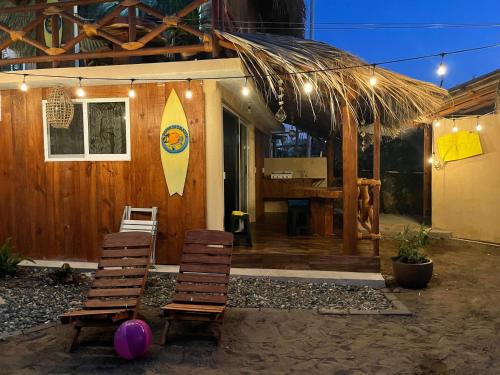 Saladita Apartamento | Cabaña Almendro Punto Surf Barra La Saladita