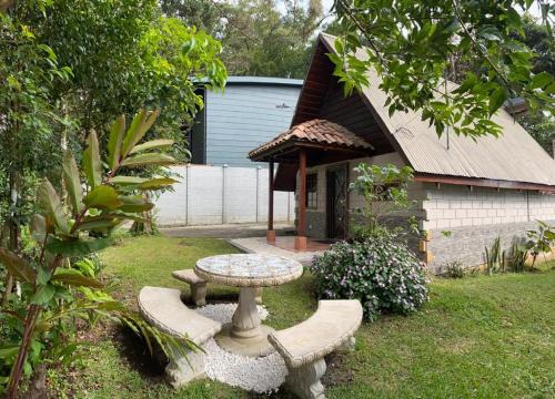 Monteverde Chalet De Esquí | Cabaña de Montaña Flaki's