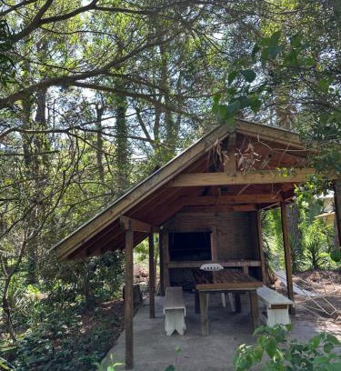 Valeria del Mar Casa | Cabaña en el bosque con quincho