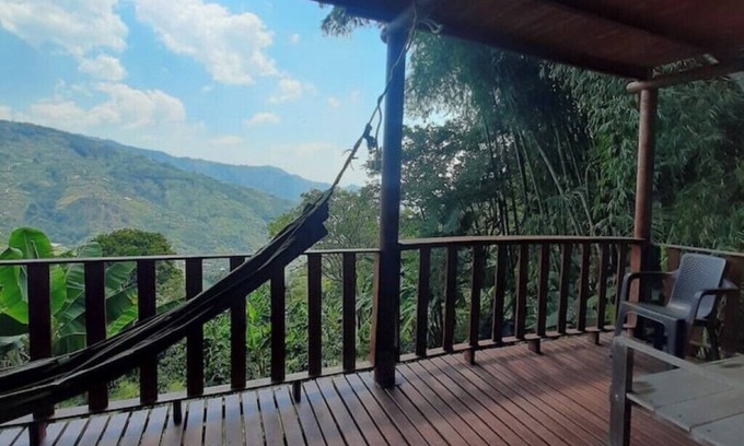 Medellin Cabina | Cabaña en finca cafetera cerca a Medellín