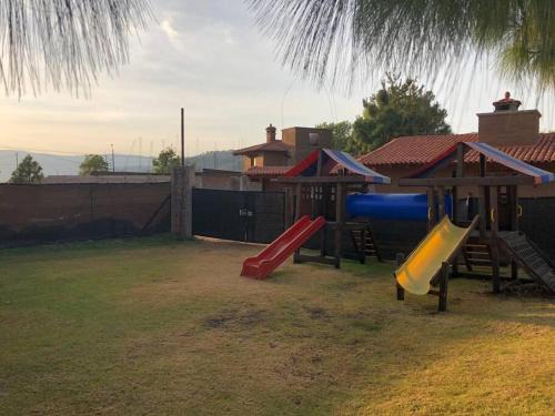 Tapalpa Chalet De Esquí | Cabaña Los Franceses