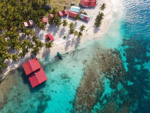 Carti Tupile Apartamento | Cabaña privada en Guna Yala isla Diablo baño compartido