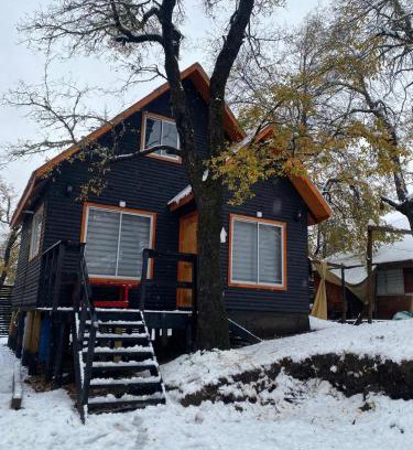 Pinto Chalet De Esquí | Cabaña ROYAL 1, Las Trancas
