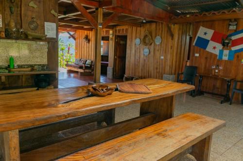 Pejibaye Otro | Cabaña Rustica Chepe Araya