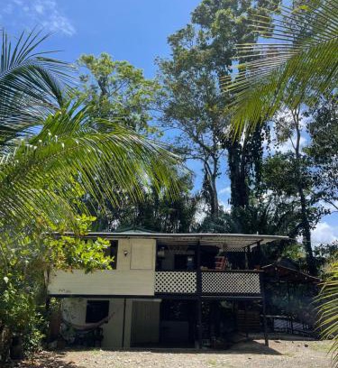 Puerto Viejo de Talamanca Chalet De Esquí | Cabaña willy