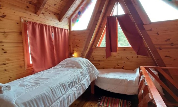 Lago Puelo Chalet De Esquí | Cabañas Alpinas Los 4 Hermanos