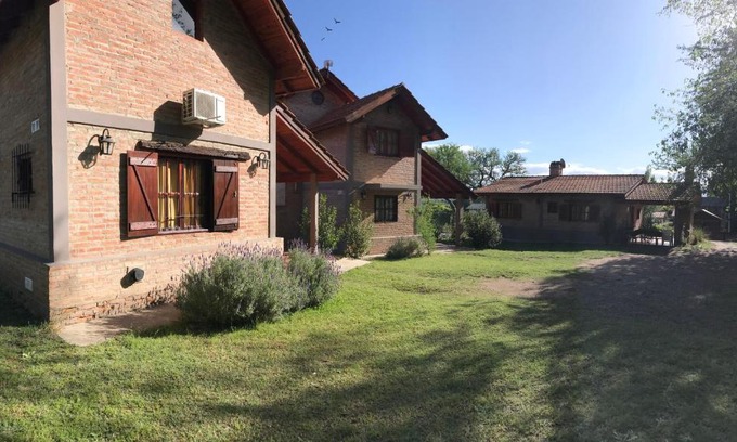 Santa Rosa de Calamuchita Chalet De Esquí | Cabañas Luz de Luna