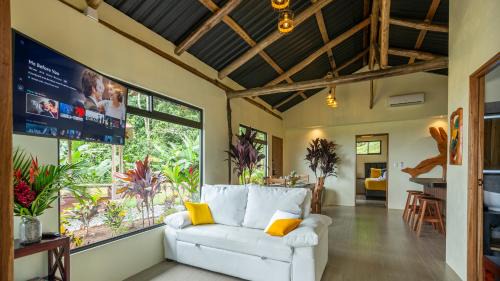 Peñas Blancas Casa | Cabañas Caeli, El Toucan, Peaceful Rainforest Retreat with Stunning Views